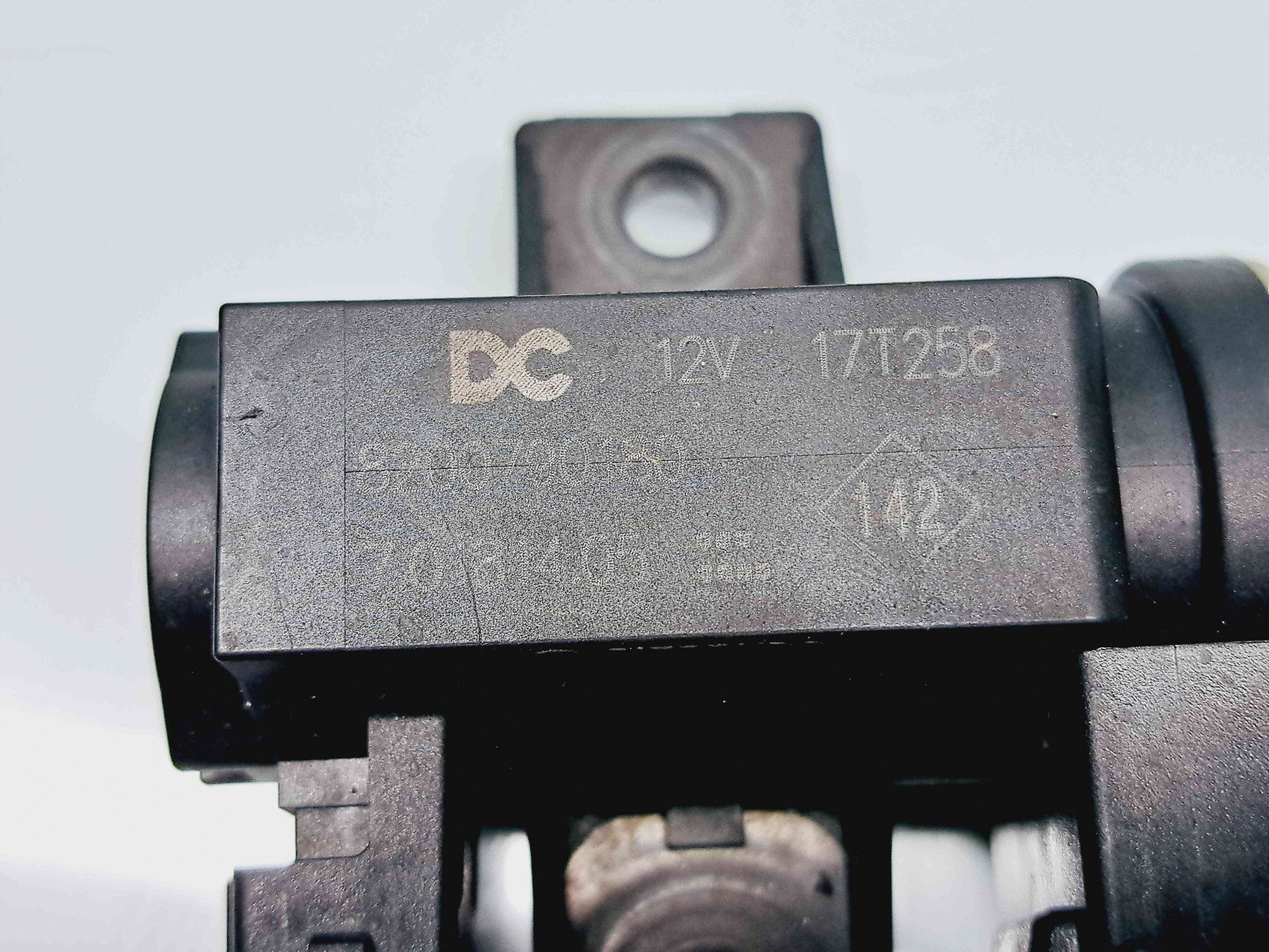 Supapa vacuum Renault Megane 3 Combi [Fabr 2008-2015] 8200790180 1.5 DCI K9K636 81KW / 110CP 1.5 DCI K9K636 81KW / 110CP - imagine 2