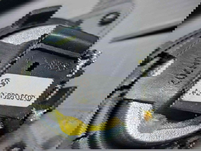  Tweeter dreapta Mercedes Clasa C (W204) [Fabr 2007-2014] A2118200202