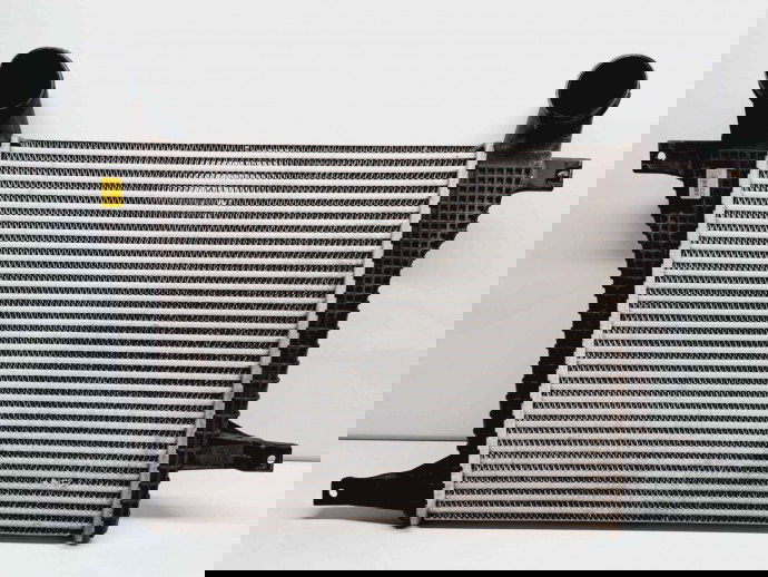 Radiator intercooler Chevrolet Captiva (T100) [Fabr 2006-2018] 622998 2.0   