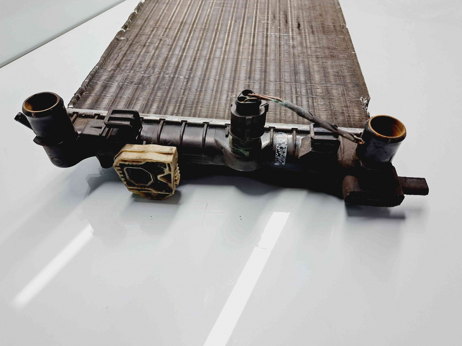 Radiator apa Skoda Rapid (NH3) [Fabr 2012-2019] OEM 1.6 TDI CAYC 77KW / 105CP 1.6 TDI CAYC 77KW / 105CP - imagine 4