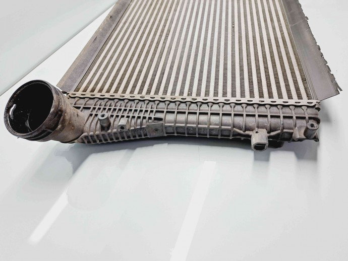 Radiator intercooler Volkswagen Passat B6 Variant (3C5) [Fabr 2005-2010] 3C0145805P 2.0 TDI CBAB 103KW / 140CP 2.0 TDI CBAB 103KW / 140CP