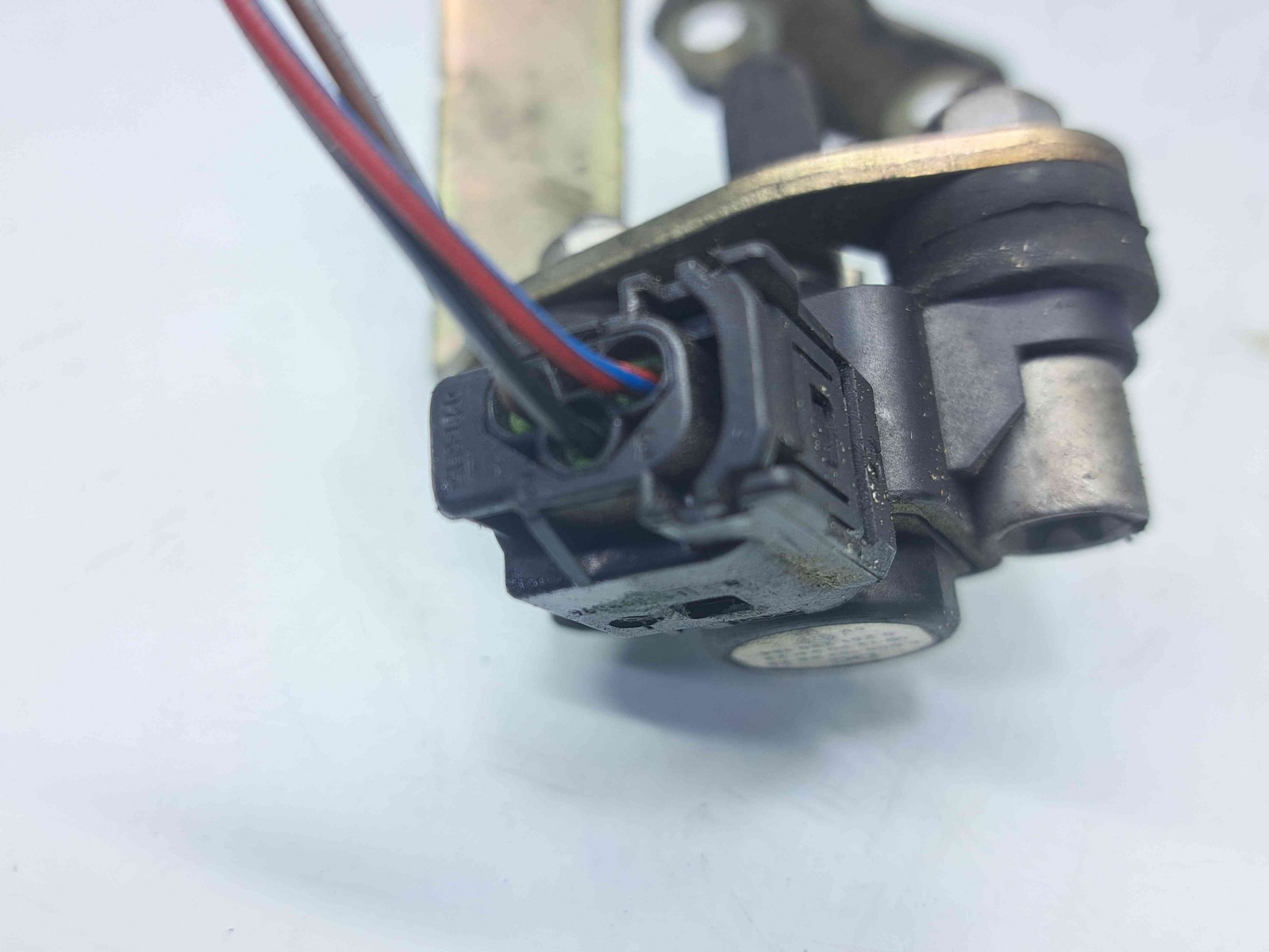 Senzor presiune SMART Fortwo Coupe (W451) [Fabr 2006-2014] A0061539928 - imagine 3