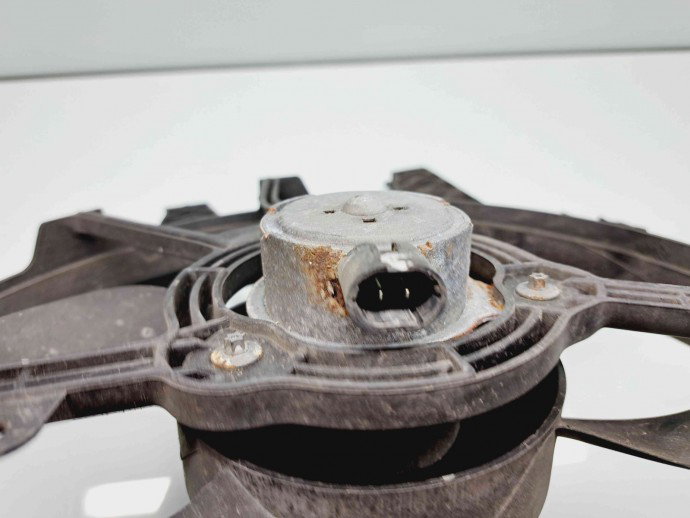 Electroventilator Renault Clio 3 [Fabr 2005-2012] 8200966247 1.2 Benz D4F740  1.2 Benz D4F740 66KW / 90CP
