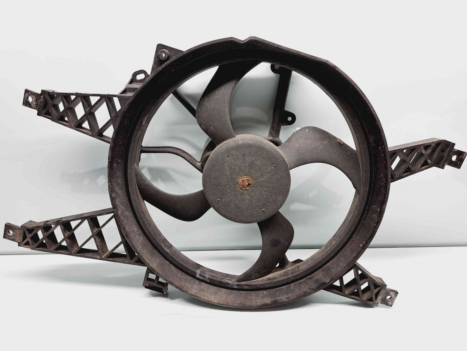 Electroventilator Renault Clio 3 [Fabr 2005-2012] 8200966247 1.2 Benz D4F740 1.2 Benz D4F740 66KW / 90CP - imagine 4