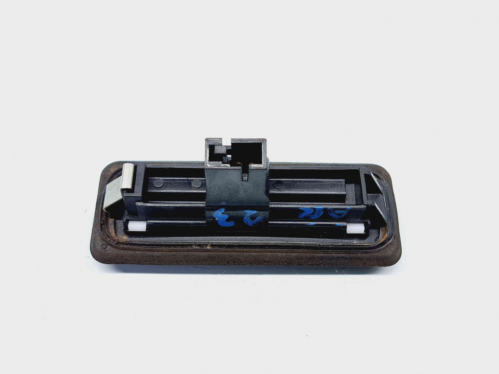 Buton deschidere portbagaj Skoda Rapid (NH3) [Fabr 2012-2019] 5E0827566 - imagine 2