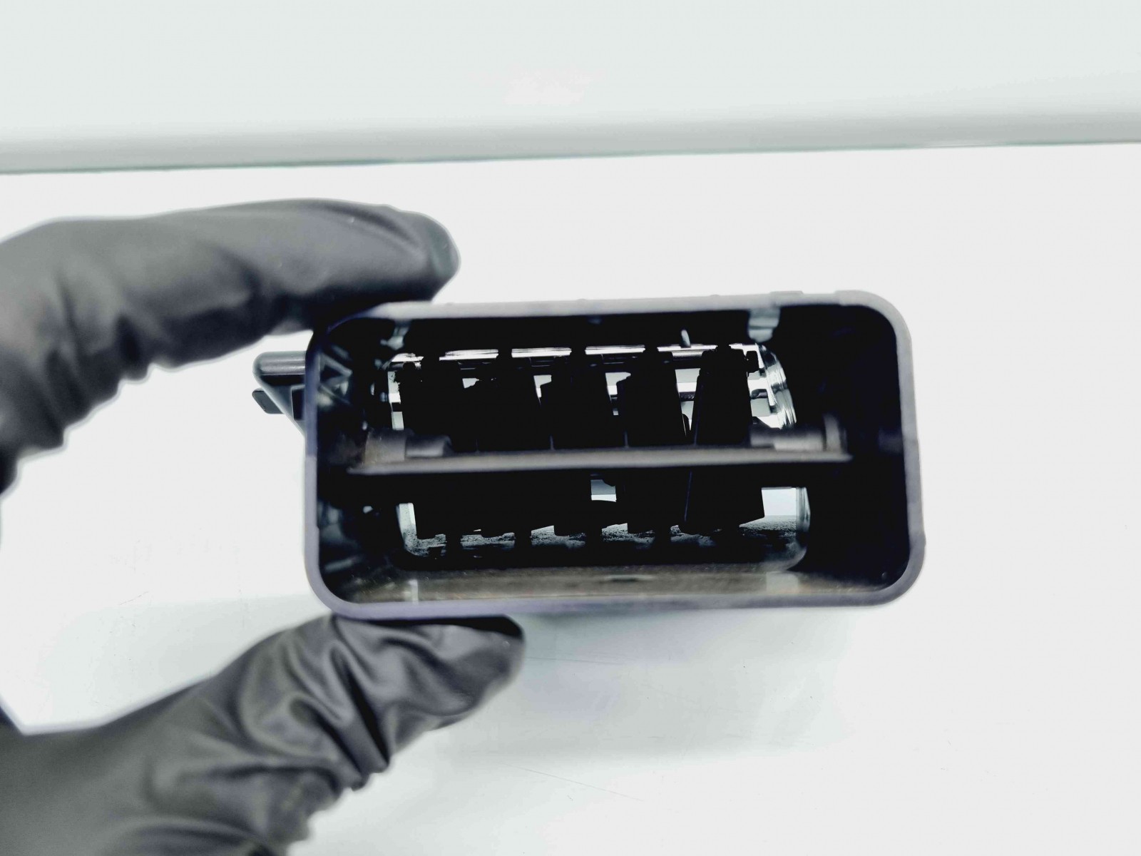 Grila aerisire dreapta Mercedes Clasa E (W212) AMG [Fabr 2009-2016] A2128300254 - imagine 4