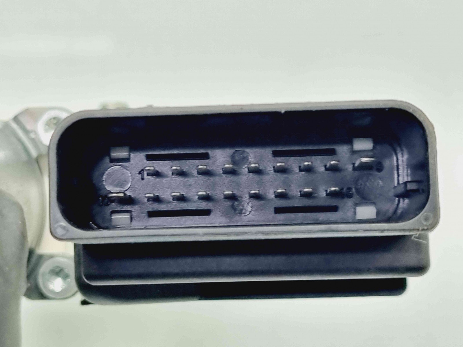 Motoras geam dreapta spate Volkswagen Jetta 4 (162,163) [Fabr 2010-2016] 3C0959704B - imagine 3