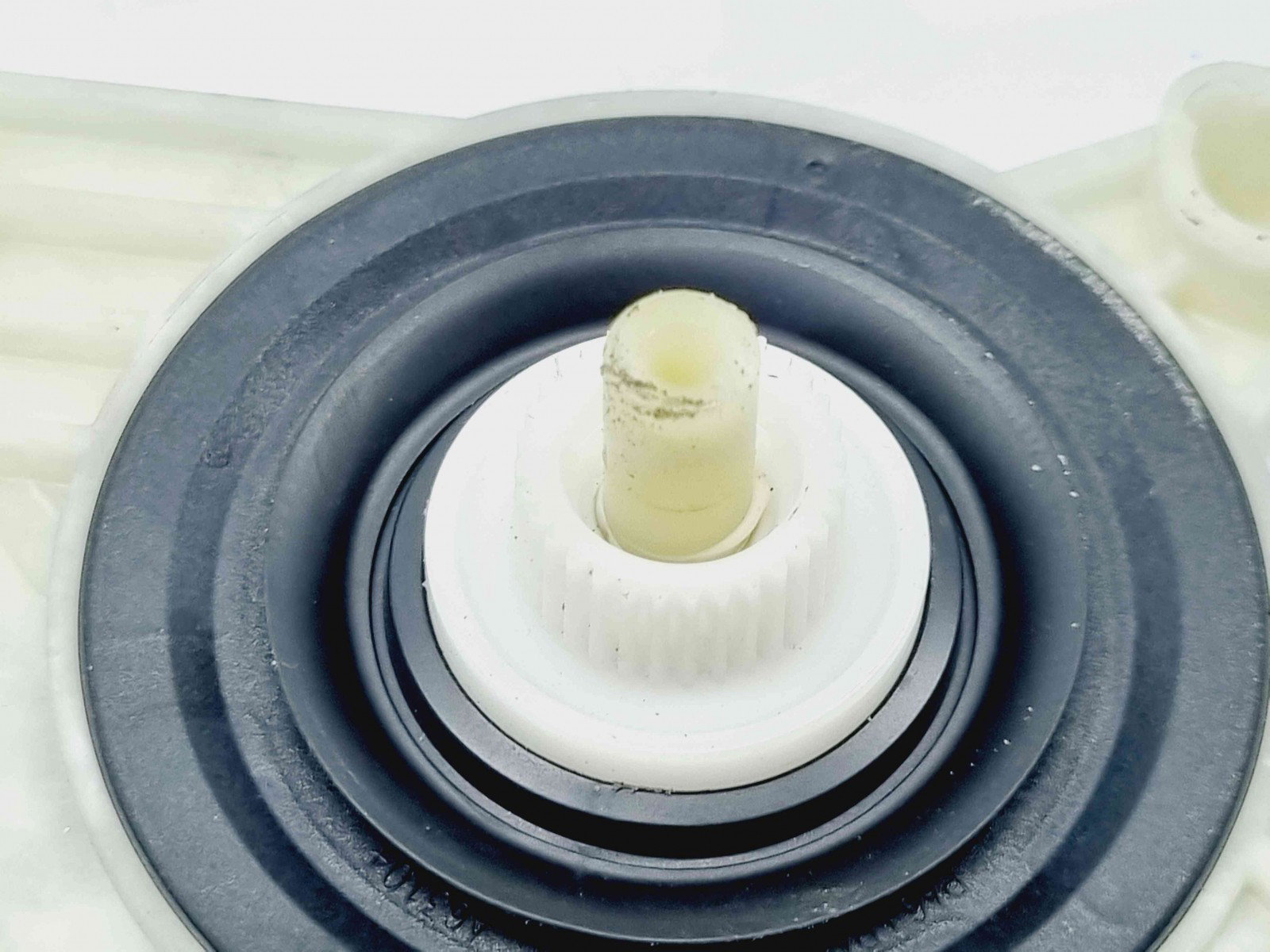 Motoras geam dreapta spate Skoda Rapid (NH3) [Fabr 2012-2019] 5JA959812G - imagine 2