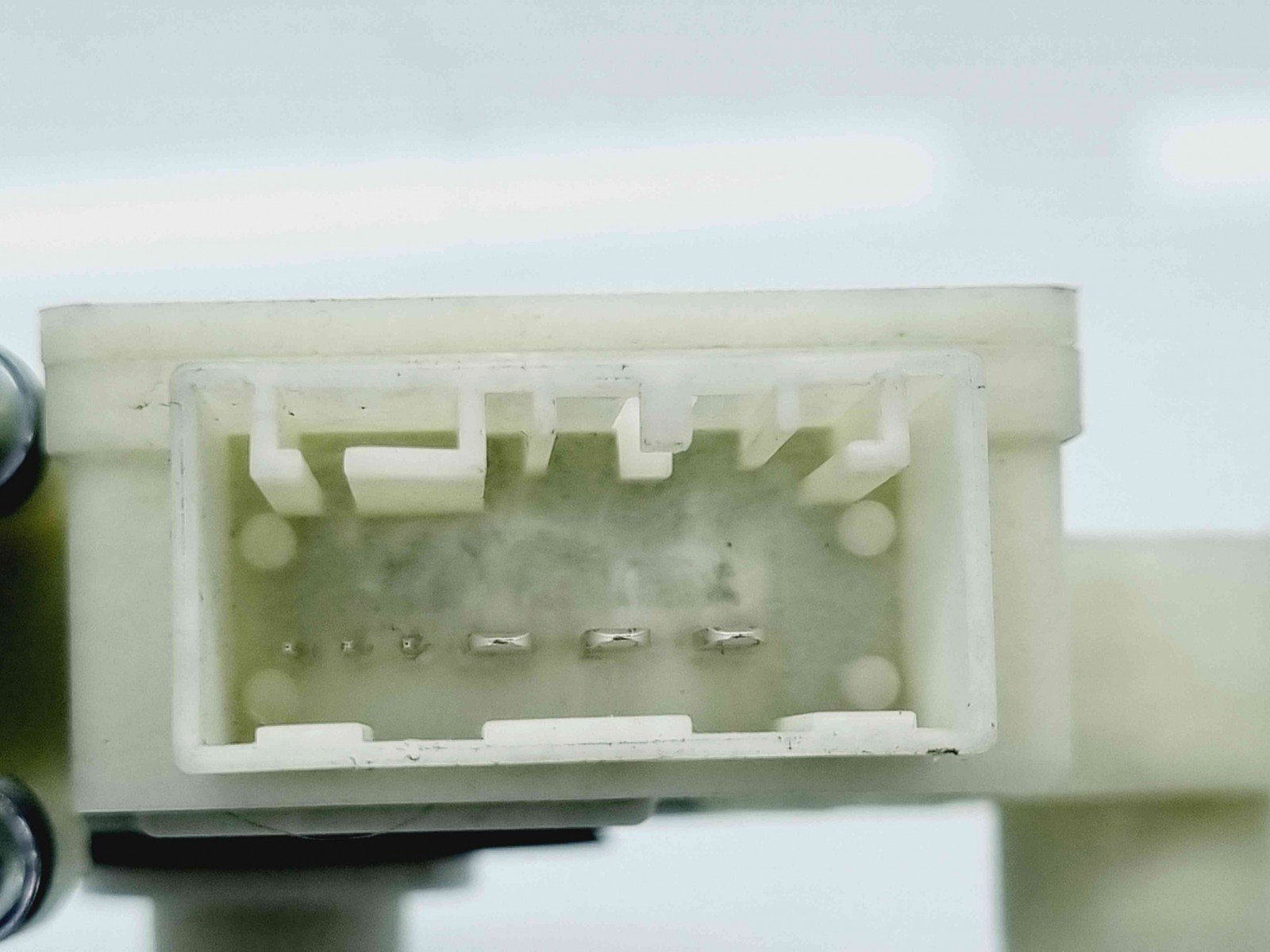 Motoras geam dreapta spate Skoda Rapid (NH3) [Fabr 2012-2019] 5JA959812G - imagine 3