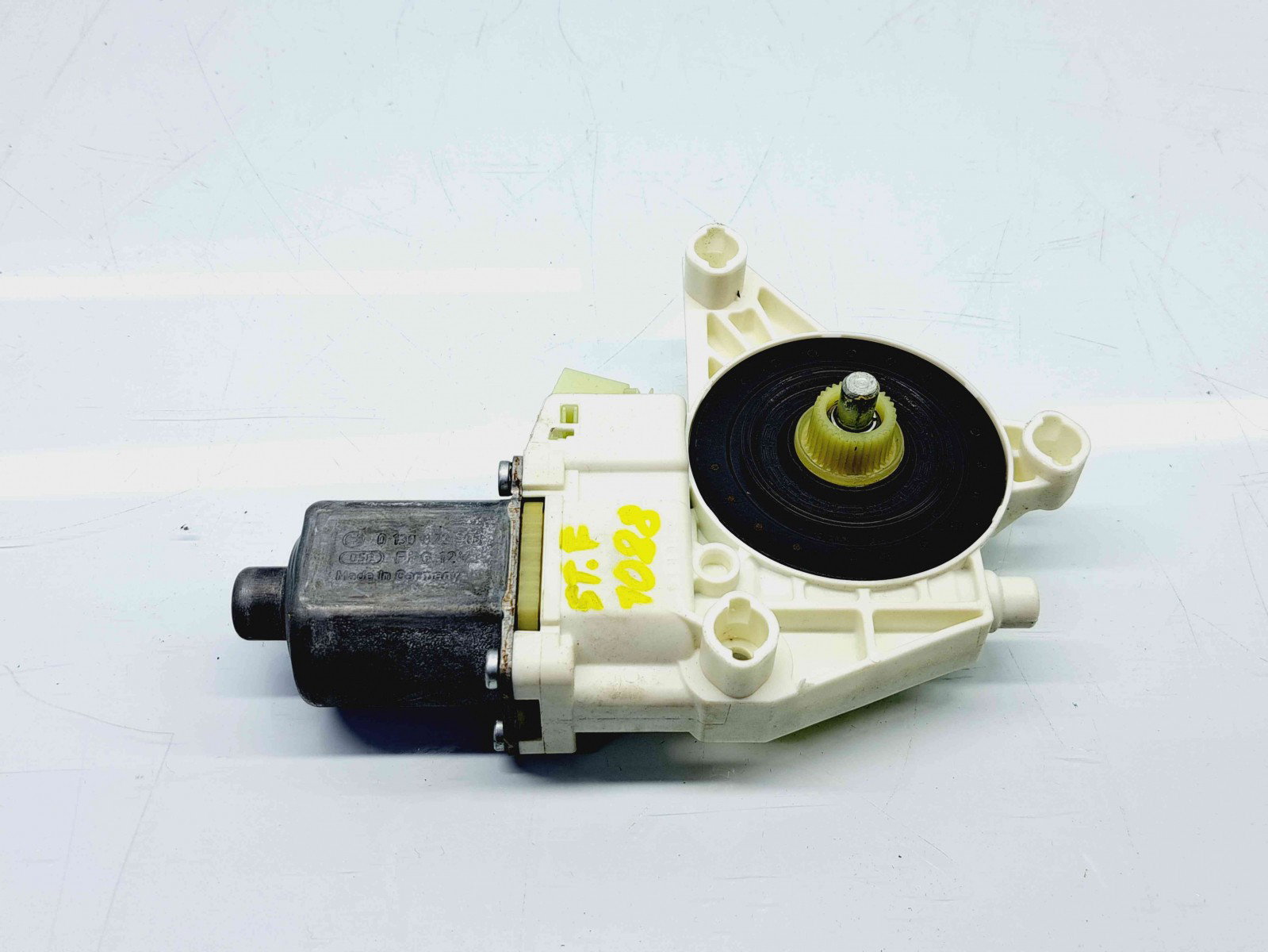 Motoras geam stanga fata Mercedes Clasa E (W212) AMG [Fabr 2009-2016] A2048200142 - imagine 1