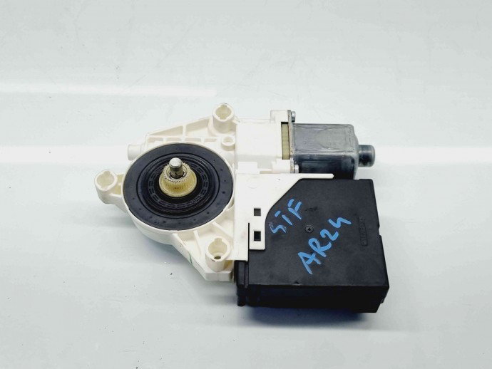 Motoras geam stanga fata Volkswagen Jetta 4 (162,163) [Fabr 2010-2016] 561959702 | 3C0959792B