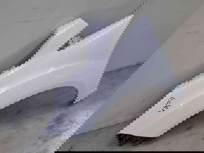 Aripa stanga fata Ford C-Max 2 [Fabr 2010-2015] Frozen White