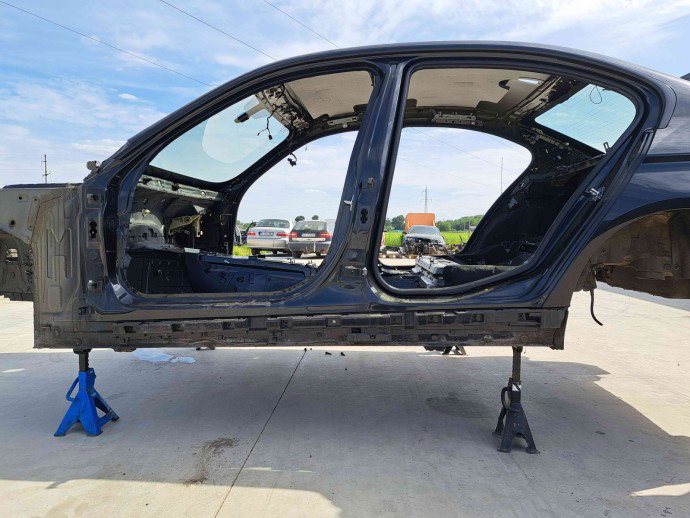 Prag lateral stanga Bmw 3 (F30) [Fabr 2012-2017] OEM