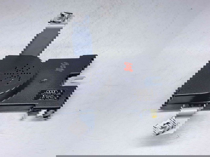  Amplificator antena Audi A3 Sportback (8PA) [Fabr 2004-2013] 8P4035225D