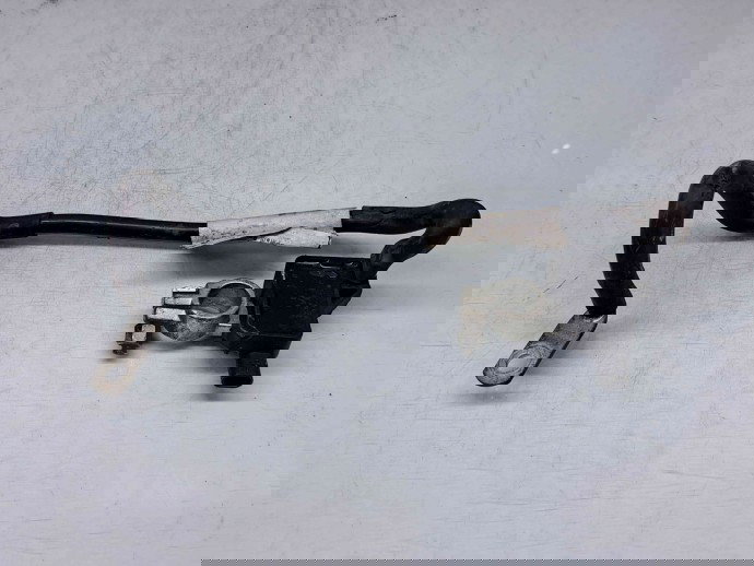  Borna baterie (-) Audi A3 Sportback (8PA) [Fabr 2004-2013] 1K0915181E 