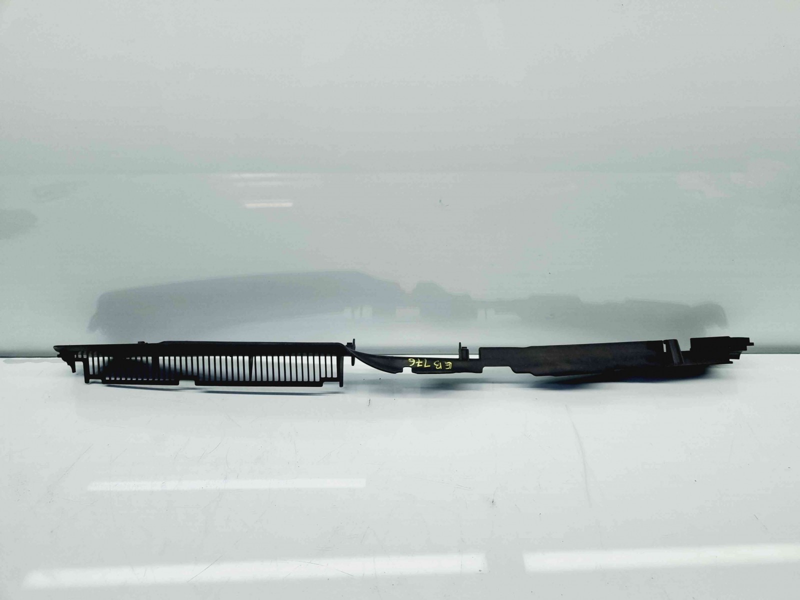 Deflector aer Volkswagen Passat B6 Variant (3C5) [Fabr 2005-2010] OEM