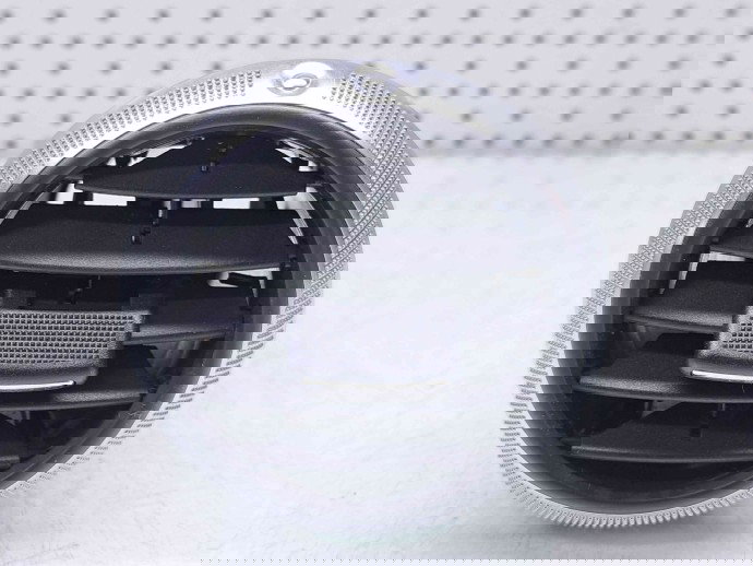  Grila aerisire stanga Audi A3 Sportback (8PA) [Fabr 2004-2013] 8P0820901C