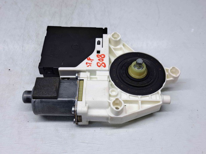Motoras geam stanga fata Audi A3 Sportback (8PA) [Fabr 2004-2013] 8P0959802M