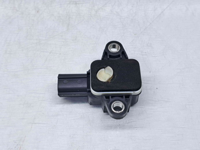  Senzor impact Audi A3 Sportback (8PA) [Fabr 2004-2013] 8P0955557