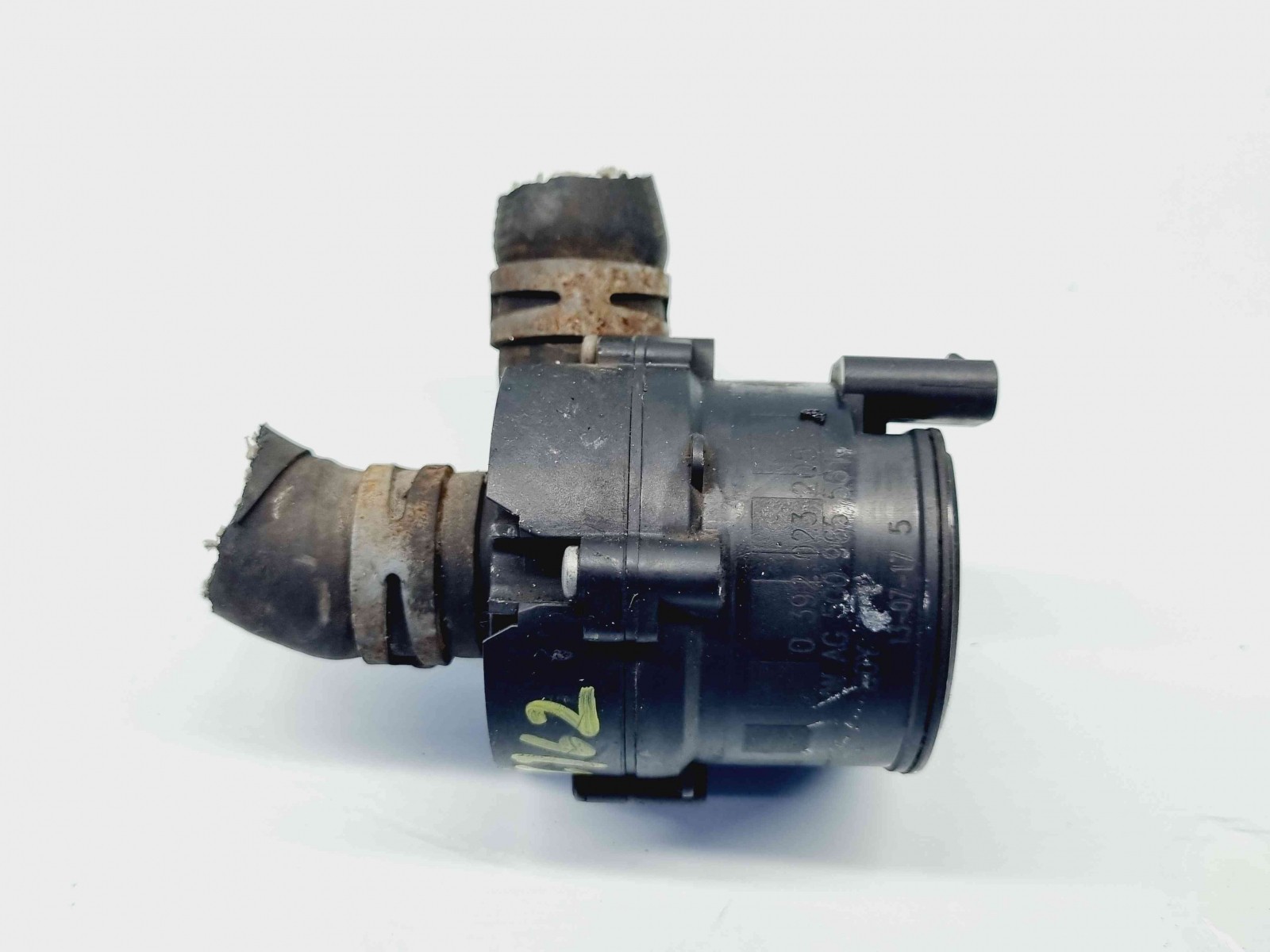 Pompa recirculare apa Audi A3 Sportback (8VA) Hatchback [Fabr 2012-2020] 5G0965561 2.0 TDI CRBC 110KW / 150CP 2.0 TDI CRBC 110KW / 150CP