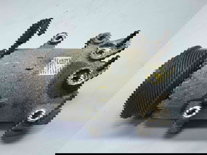 Compresor clima Ford Fiesta 6 [Fabr 2008-2019] AV11-19D629-AD 1.25 B 44KW / 60CP 1.25 B 44KW / 60CP