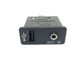 Port USB+AUX BMW X1 2.0 D 9241331 2009-2015