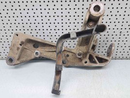 Suport brat-stanga Audi A3 Sportback (8PA) [Fabr 2004-2013] 1K0199295E 1.6 TDI CAYC   