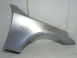 Aripa dreapta fata BMW 525D E60 3.0 D OEM 2004-2010