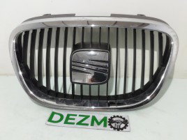Grila centrala bara fata cu sigla Seat Leon 2.0 TDI BKD 5P0853651 2005-2011