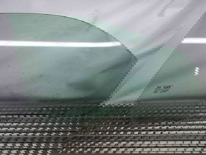 Geam usa dreapta fata Ford Focus 2 (DA) [Fabr 2004-2012] OEM