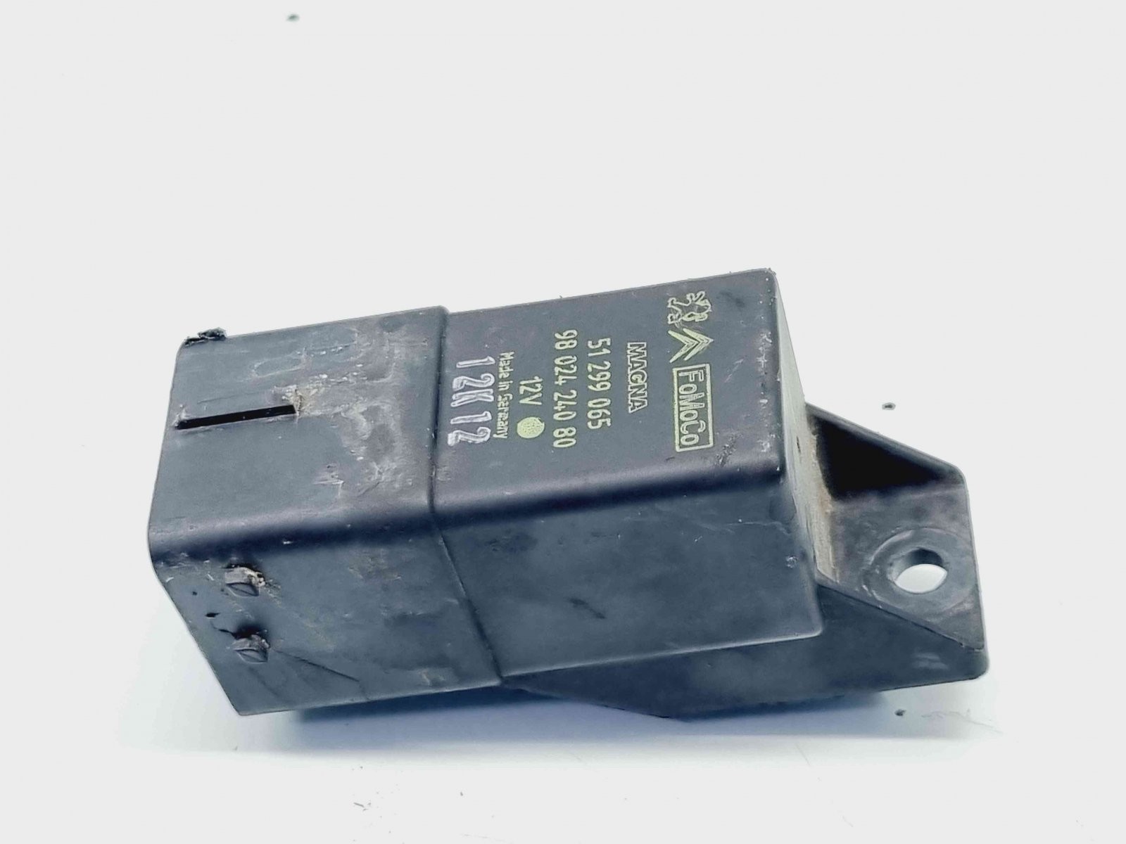 Releu Peugeot 3008 Break [Fabr 2009-2016] 9802424080 - imagine 1