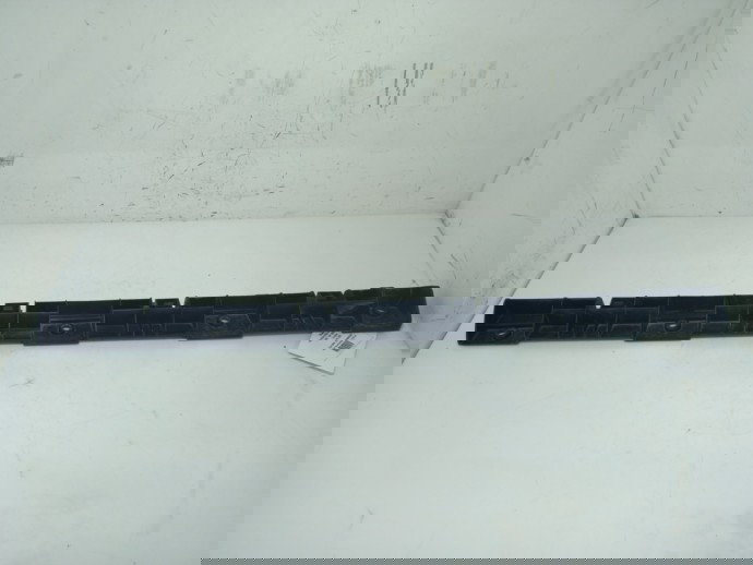 Suport ornament prag Mercedes ML 320 3.0 CDI A1646982827 2005-2012