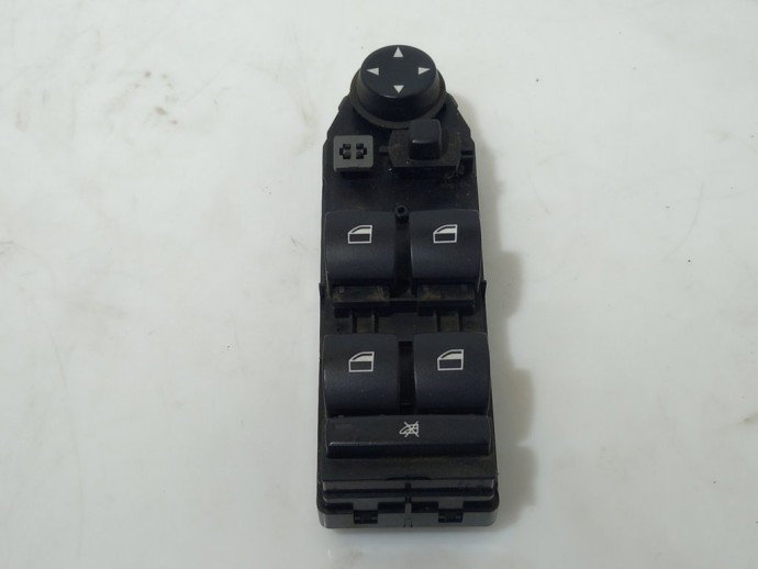 Butoane geamuri electrice stanga fata BMW 525D E61 3.0 D 6951924 2004-2010
