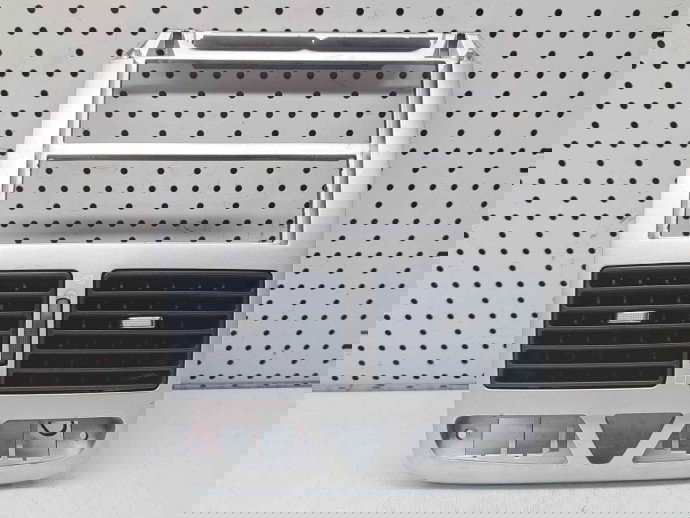  Grila aerisire centrala Peugeot 307 Break [Fabr 2002-2008] 9634511177