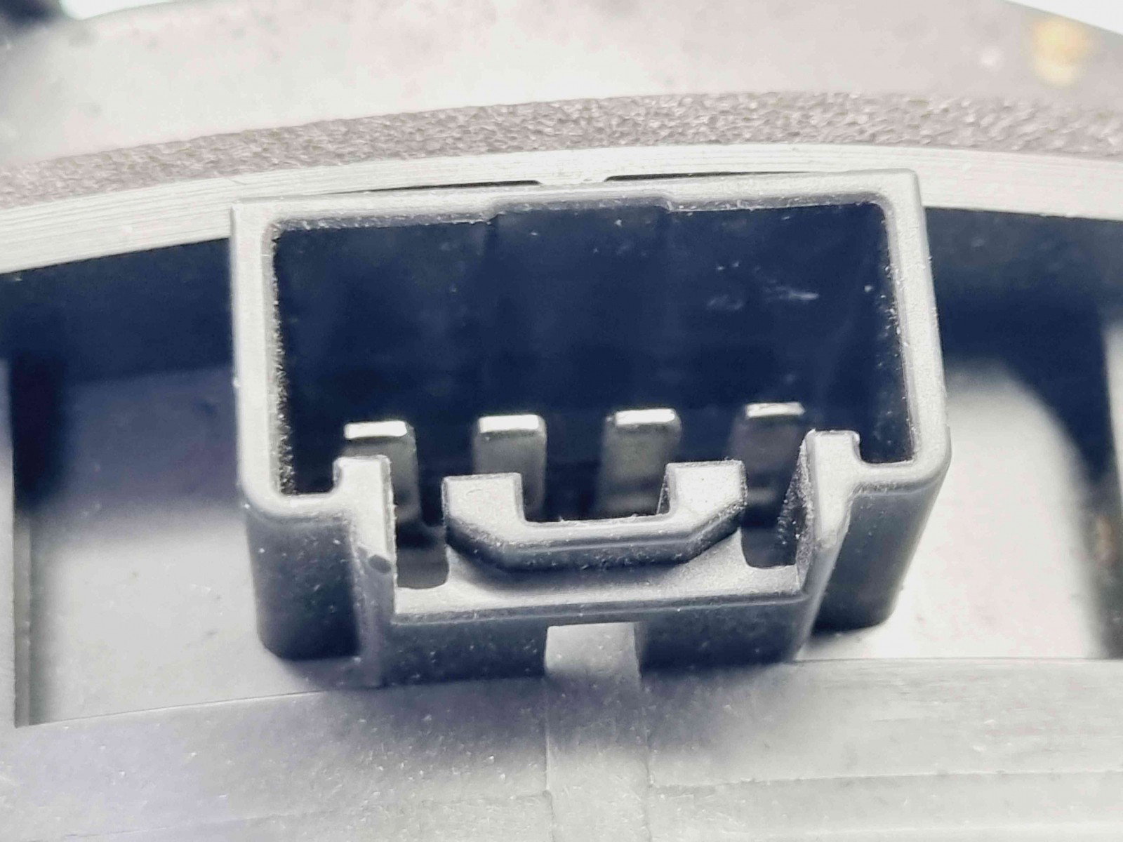 Boxa stanga fata Ford Focus 3 Hatchback [Fabr 2011-2015] AA6T-18808-AA - imagine 2