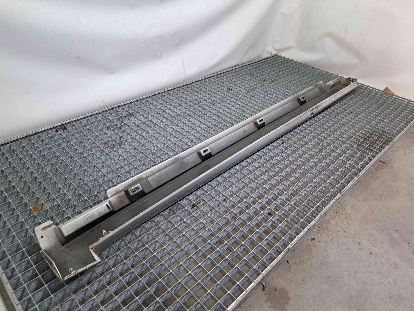 Prag lateral dreapta Volkswagen Passat B7 (362) Variant [Fabr 2010-2014] LA7W - imagine 4