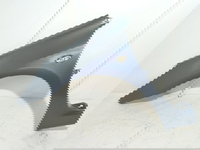 Aripa stanga fata Peugeot 307 1.6 HDI OEM 2000-2008