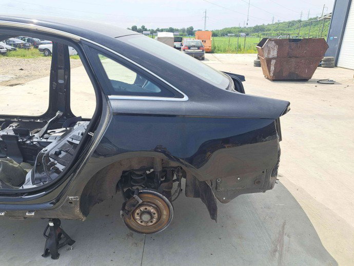 Aripa stanga spate Audi A6 (4G5, C7) [Fabr 2011-2017] LY9T Facelift