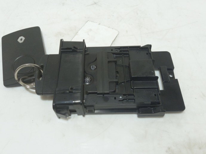 Contact cu cartela Renault Laguna 3 2.0 OEM 2007-2021