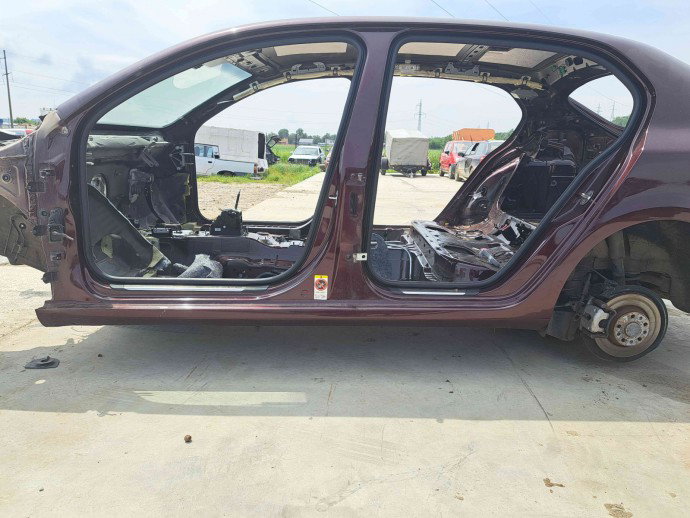 Prag lateral stanga Skoda Superb II (3T4) [Fabr 2008-2015] LF3X
