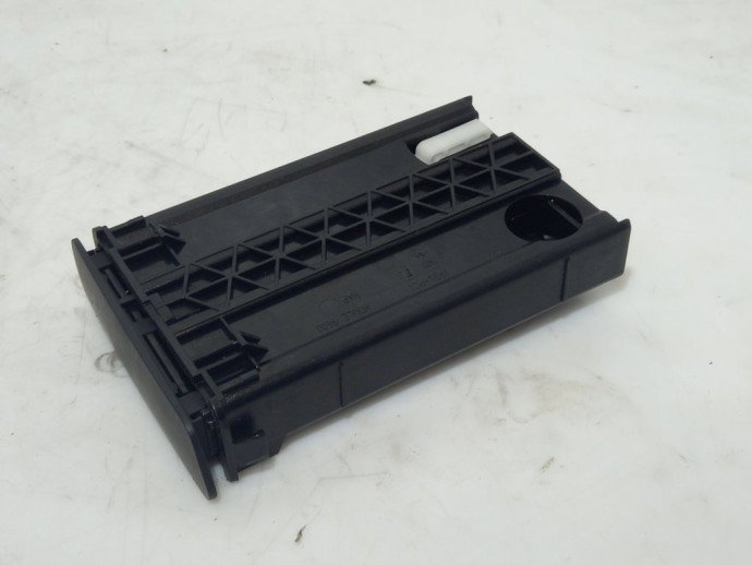 Buzunar bord Renault Laguna 3 2.0 OEM 2007-2021
