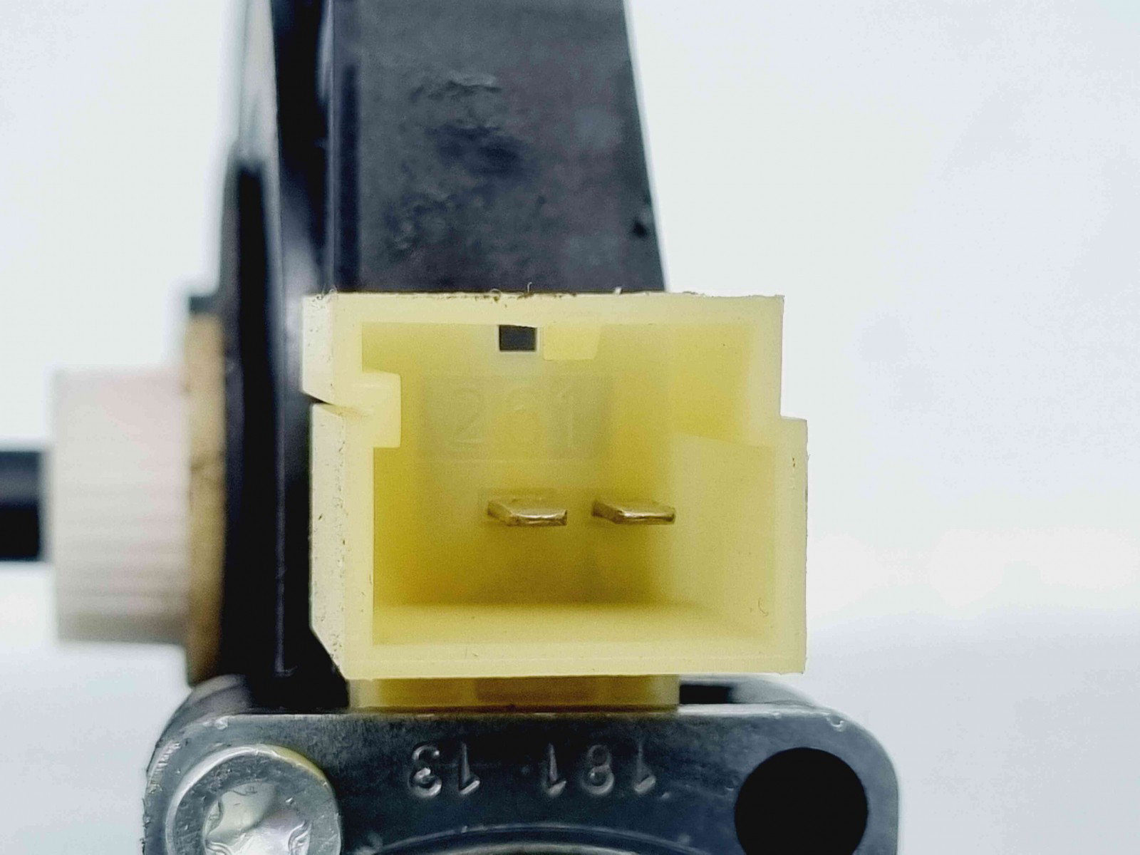 Motoras geam dreapta spate Audi A3 Sportback (8VA) Hatchback [Fabr 2012-2020] 5Q0959802 - imagine 3