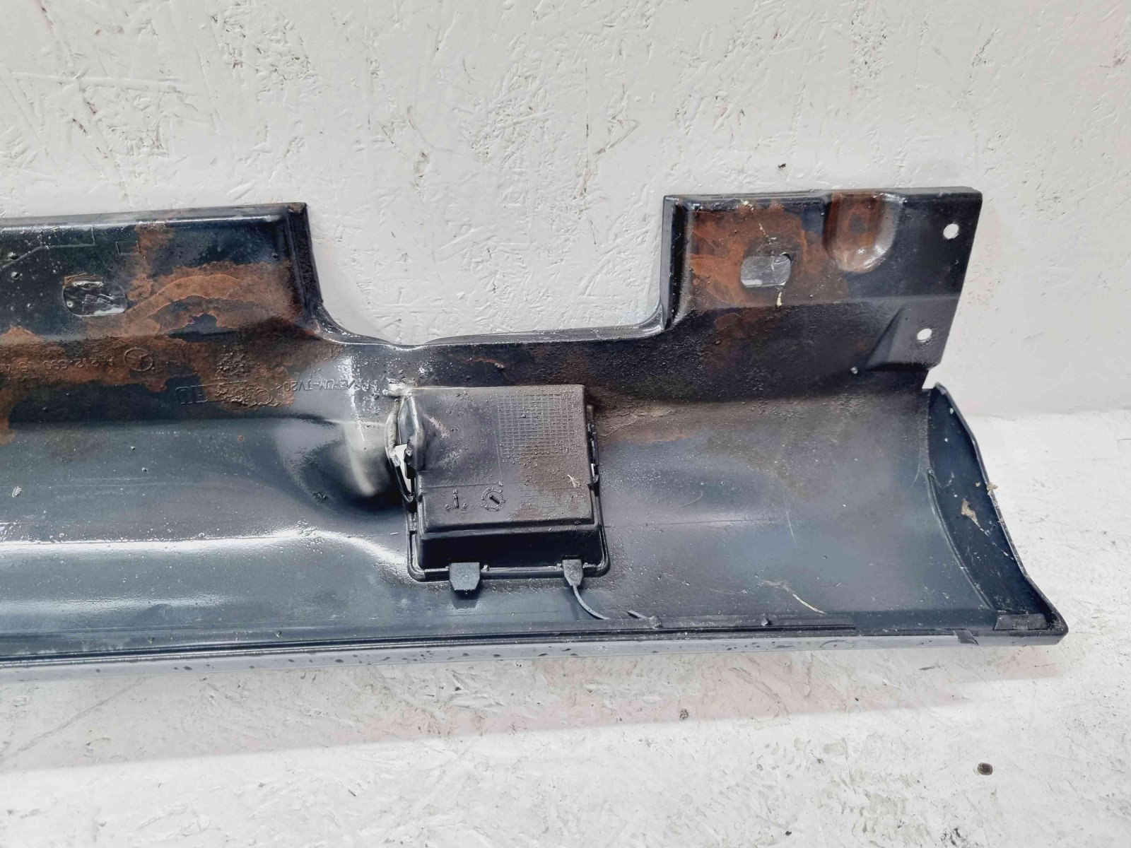 Prag lateral stanga Mercedes Clasa E (W212) AMG [Fabr 2009-2016] 197 Negru Obsidian - imagine 6