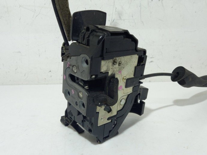 Broasca usa stanga fata Renault Laguna 3 2.0 OEM 2007-2021