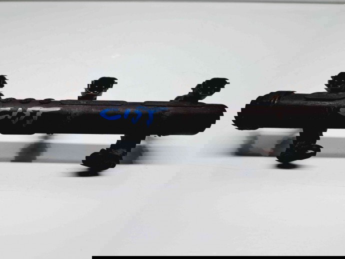 Rampa injectoare Skoda Fabia 3 (NJ3) [Fabr 2014-2022] 04C133313 1.0 Benz CHYA 44KW / 60CP 1.0 Benz CHYA 44KW / 60CP