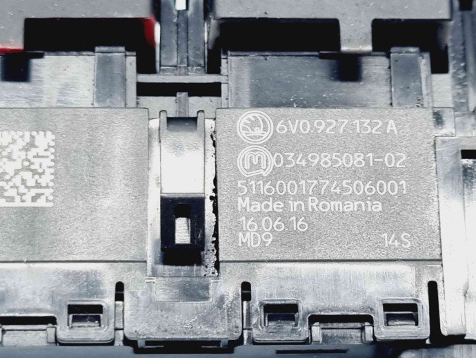  Butoane comenzi consola centrala Skoda Fabia 3 (NJ3) [Fabr 2014-2022] 6V0927132A