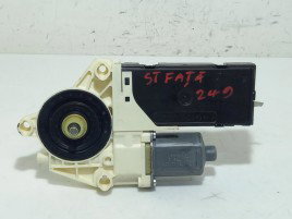 Motoras macara geam stanga fata Renault Laguna 3 2.0 807310003R 2007-2021