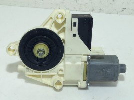 Motoras macara geam stanga spate Renault Laguna 3 2.0 827310001R 2007-2021