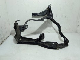 Suport far stanga Mercedes E220 W212 2.2 CDI OEM 2009-2016