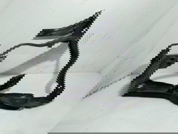 Suport far stanga Mercedes E220 W212 2.2 CDI OEM 2009-2016